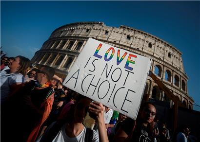 Italiener demonstrieren in Rom für das Antidiskriminierungsgesetz
