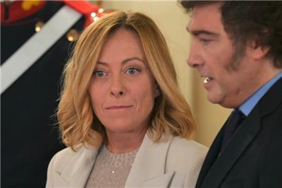Italiens Ministerpräsidentin Giorgia Meloni gibt Migranten die Schuld an sexualisierten Gewaltverbrechen
