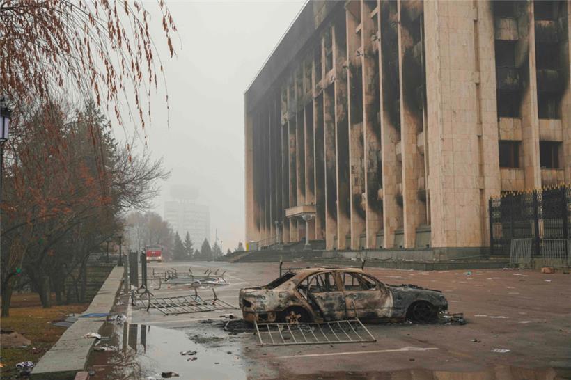 Jahresbeginn in Kasachstan: Von der Preiserhöhung für Treibstoffe bis zu brennenden Regierungsgebäuden vergingen nur wenige Tage
