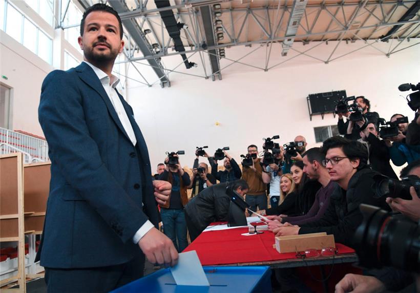 Jakov Milatovic könnte bei der Stichwahl am 2. April in Montenegro den langjährigen Präsidenten Milo Djukanovic ablösen
