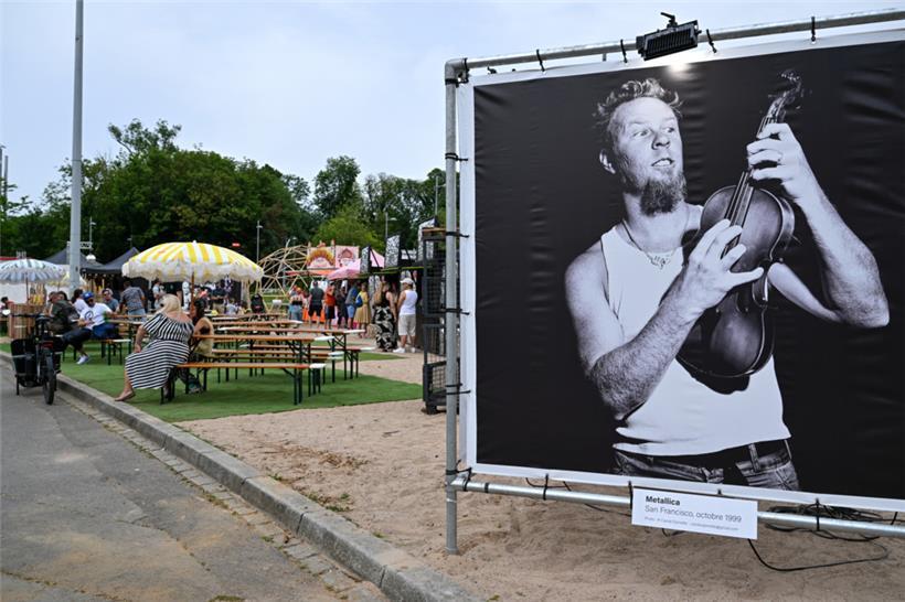 James Hetfield grüßte nur vom Poster

