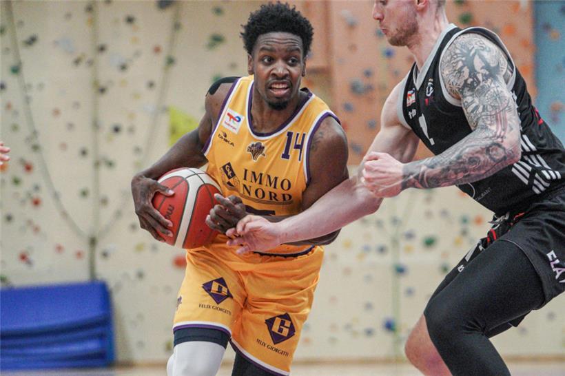 Jarvis Williams führte den Meister mit 37 Punkten als erstes Team ins Halbfinale
