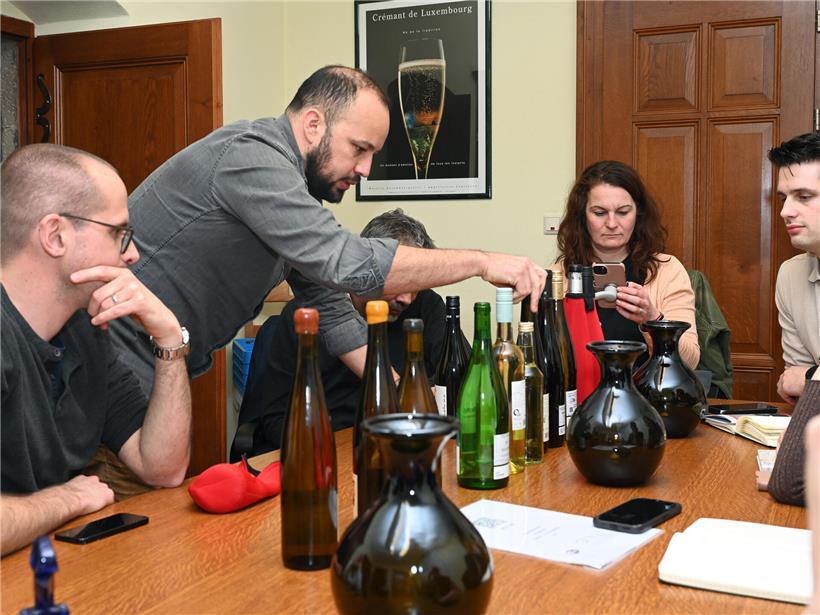 Jean Cao präsentiert vielfältige Rivaner-Weine vor einem Jahr – Weinvielfalt, Rivaner, Weinverkostung, Vielfalt