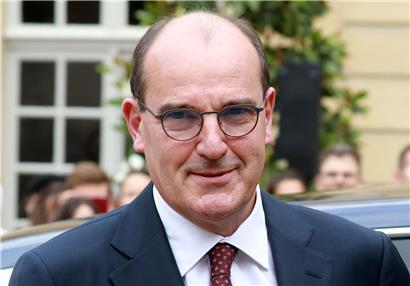 Jean Castex, neuer Premierminister von Frankreich, trifft zur Amtsübergabe im Hotel de Matignon, dem Amtssitz des Premierministers, ein. 

