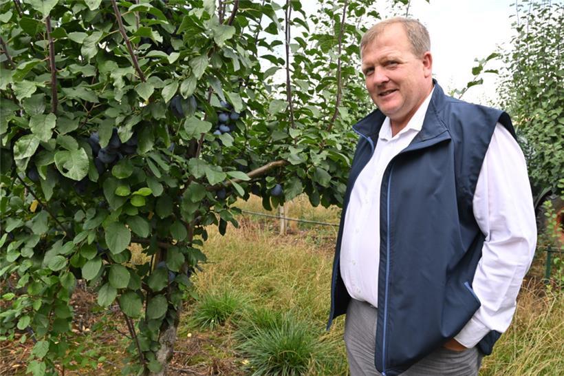 Jean-Claude Muller ist Vorsitzender des „Lëtzebuerger Landesuebstbauveräin“ und führt den Betrieb „an Éim Néckels“ in der sechsten Generation

