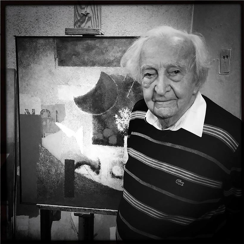 Jean-Pierre „Jim“ Junius im Alter von 90 Jahren in seinem Atelier
