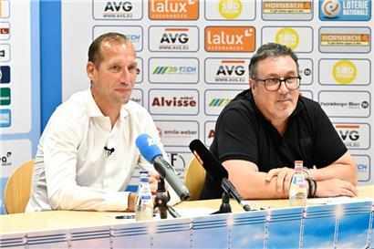 Jeff Strasser (l.) an der Seite von FLF-Jurist Marc Diederich
