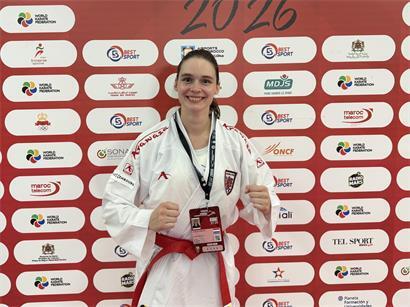 Jenny Warling mit ihrer erfolgreichen Klasse bei einem eindrucksvollen Auftritt in Rabat