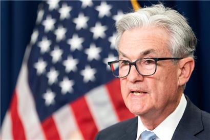 Jerome Powell, Vorsitzender der US-Notenbank Federal Reserve, spricht während einer Pressekonferenz nach einer Sitzung des Offenmarktausschusses im Federal Reserve Board Building. 
