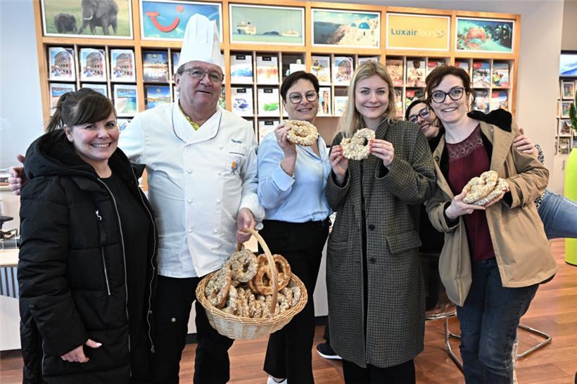 Jetzt eine Bretzel für die Frauen, an Ostern dann ein Schokoladenei für die Männ...
