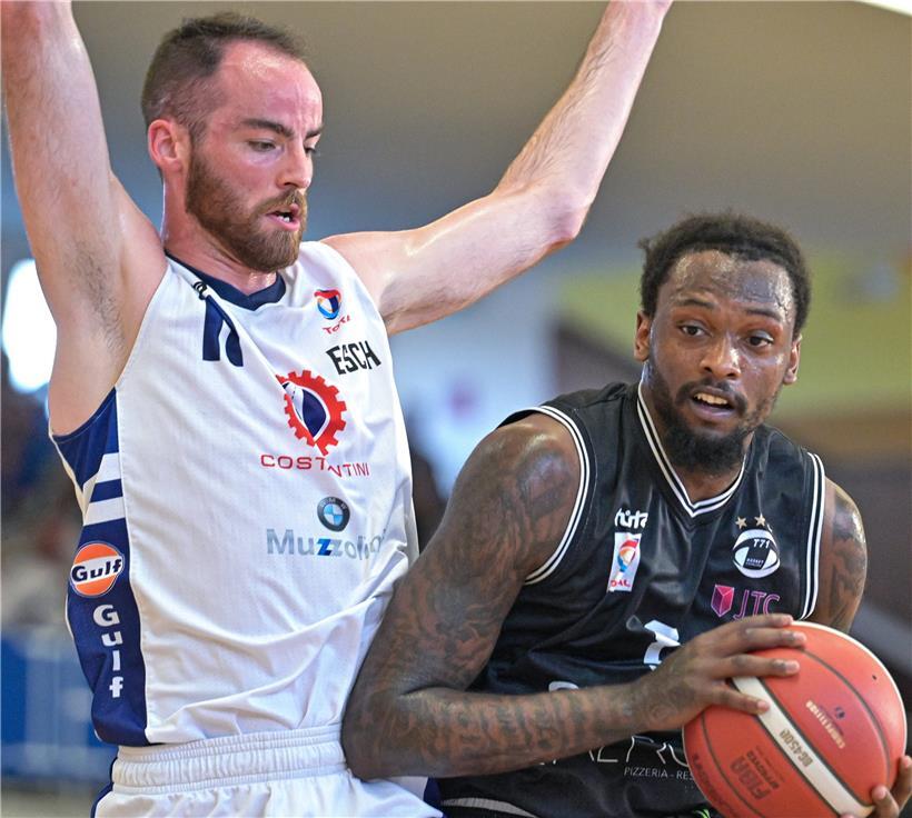 Jimond Ray Ivey und Düdelingen ließen gegen Esch und Clancy Rugg keine Zweifel aufkommen
