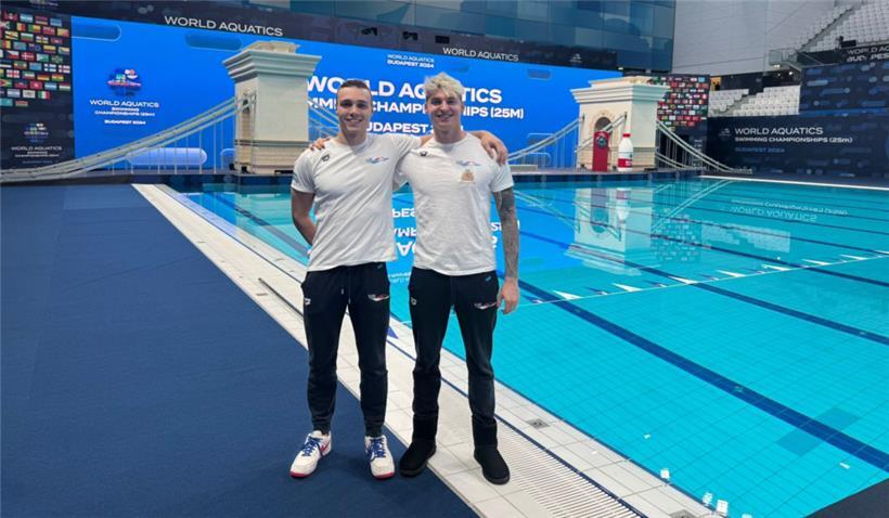 João Carneiro (l.) und Julien Henx (r.) waren die einzigen beiden FLNS-Schwimmer in Budapest

