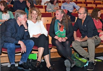 Joëlle Welfring (2.v.l.), umgeben von François Bausch, Carole Dieschbourg und Claude Turmes
