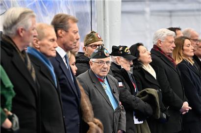 John D. „Jack“ Foy, 99-jähriger Veteran an der Seite des großherzoglichen Paars
