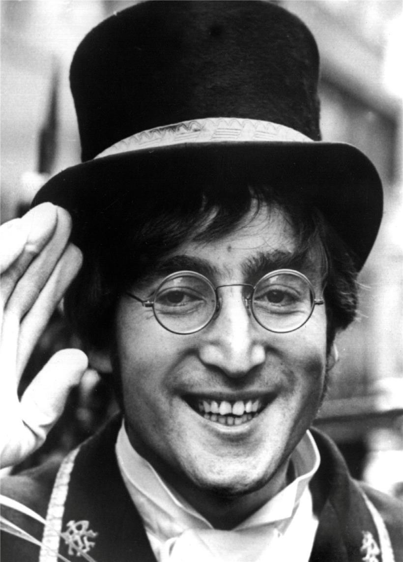 John Lennon 1966 in London