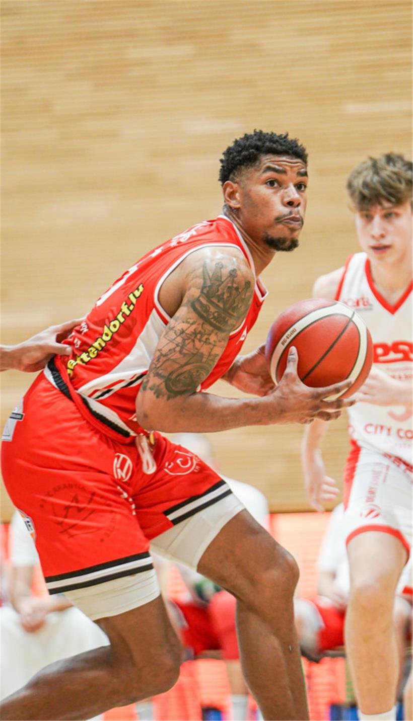 John Stith steuerte 31 Punkte zum Felser Sieg bei
