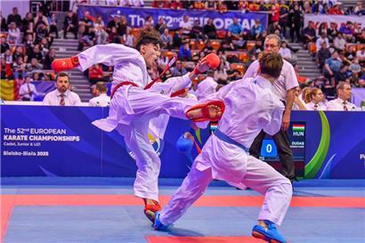 Jordan Sibille (l.) trumpfte in diesem Jahr bislang groß auf
