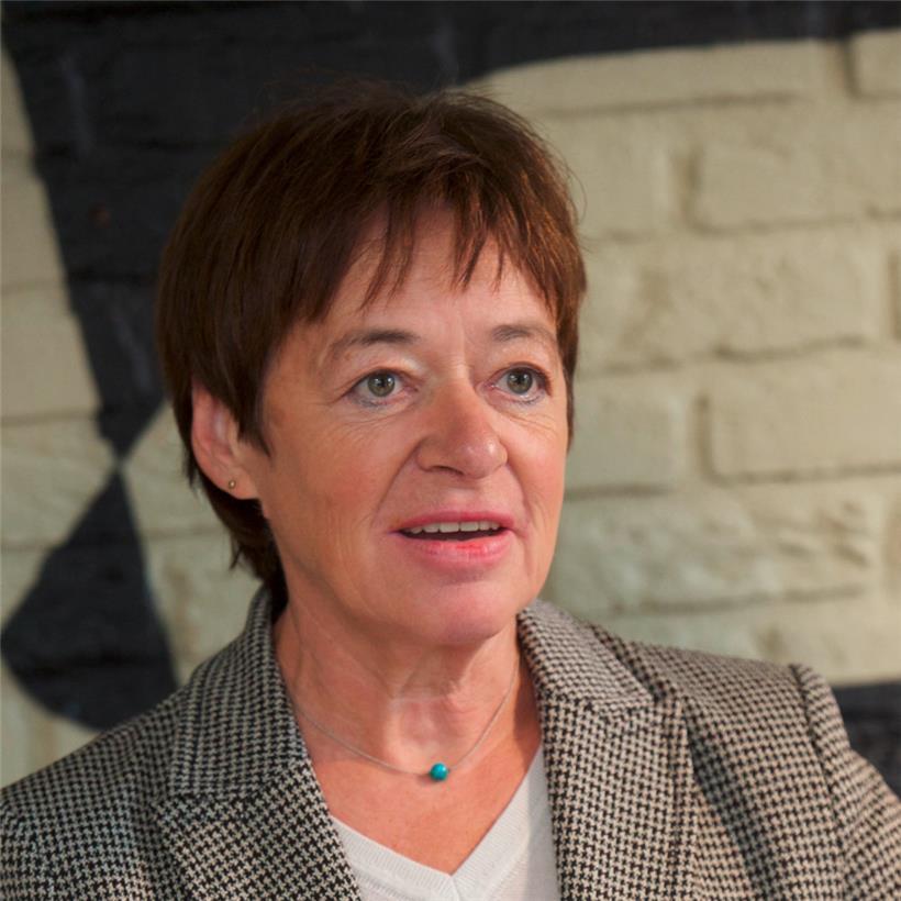 Josée Lorsché („déi gréng“)
