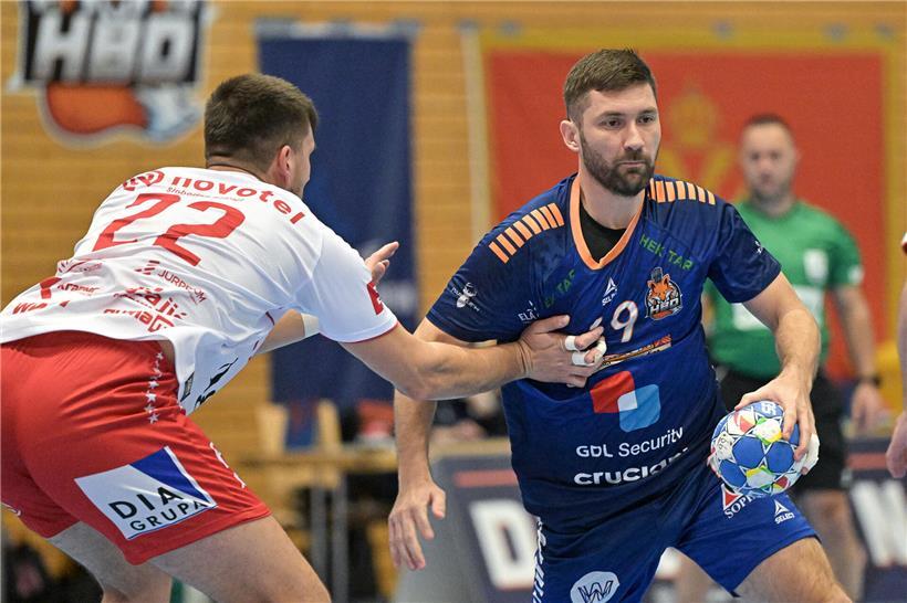 Josip Ilic in Aktion während einer starken Fußballsaison auf dem Spielfeld