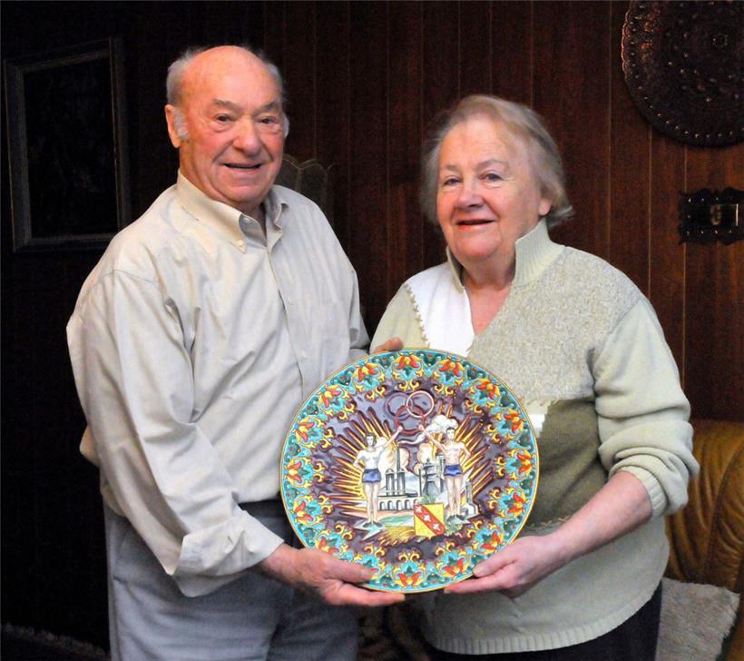 Josy und Yvonne Stoffel im Jahr 2011
