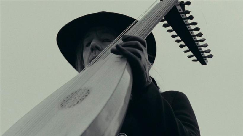 Jozef Van Wissem: en concetr ce soir au Gudde Wëllen
