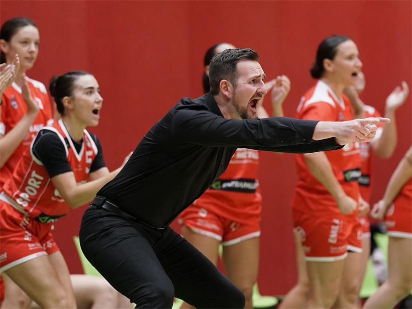 Ein Fest des Basketballs: Viele Zuschauer, Comebacks und überraschend starke Außenseiter