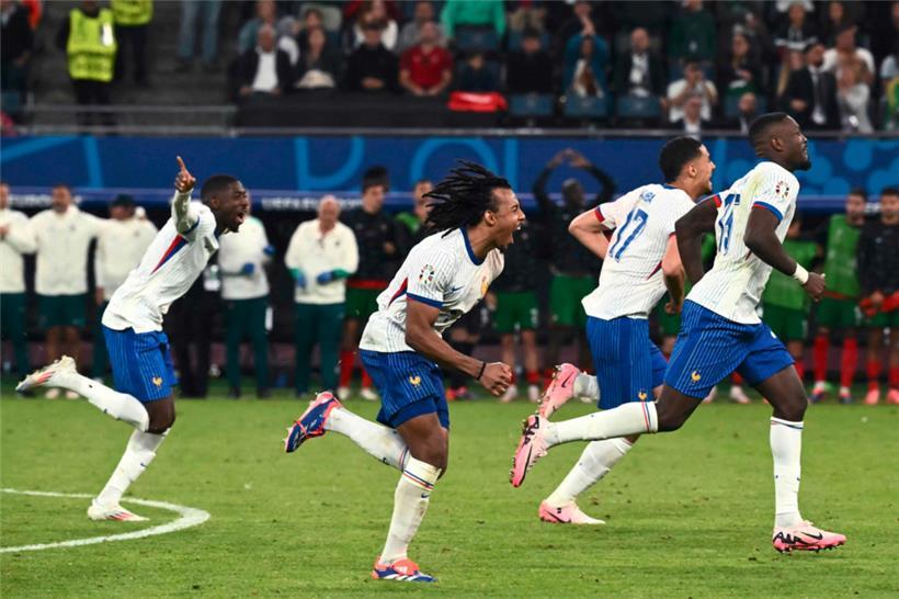 Jules Kounde, Marcus Thuram und Co. freuten sich über den Wahlniederlage des Rassemblement national
