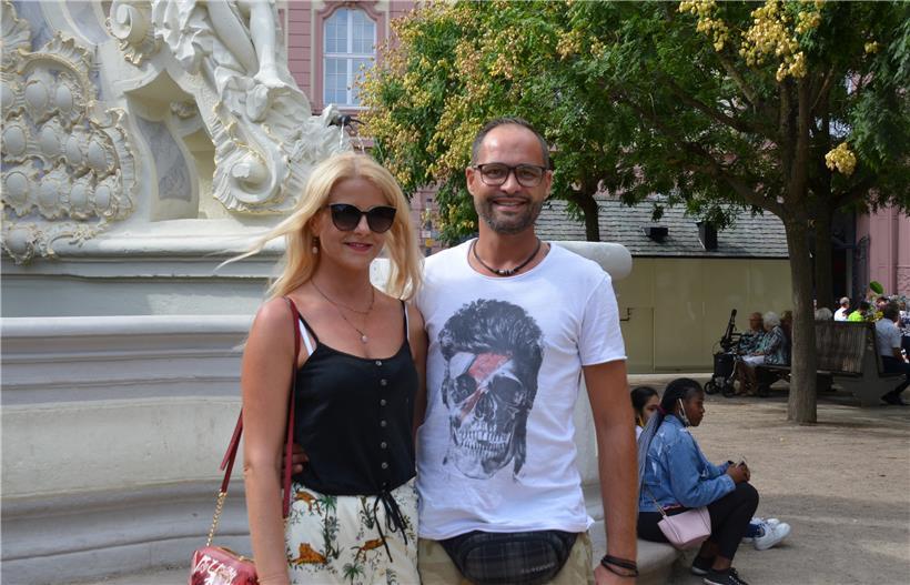 Justyna Slawek (31) und ihr Partner Sebastian Uentz (41) aus Trier waren kürzlich selbst noch mit ihren Kindern im Urlaub und geben an, nichts dagegen zu haben, dass die Luxemburger wieder nach Trier kommen
