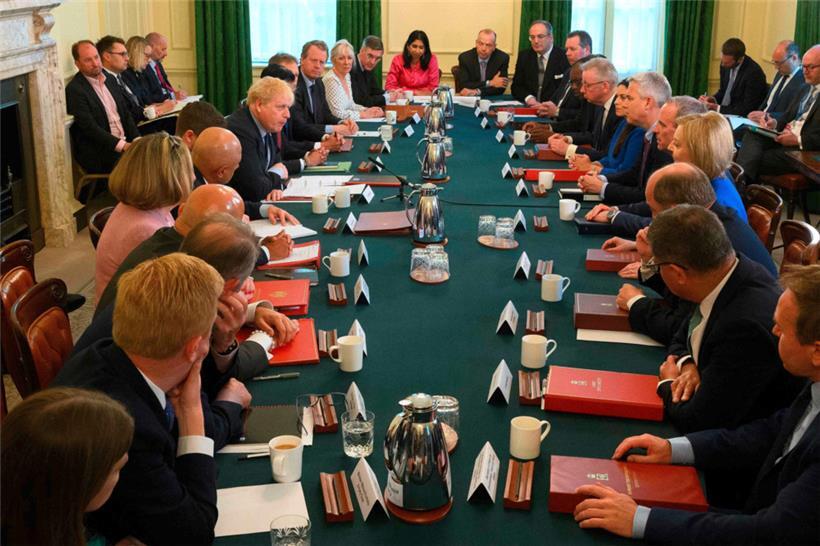 Kabinettssitzung gestern in 10 Downing Street mit dem angeschlagenen Premierminister
