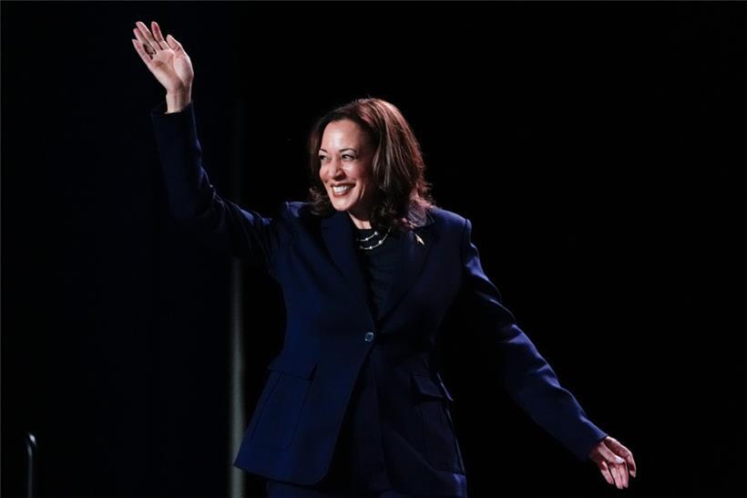 Kamala Harris wurde mit 99 Prozent der Stimmen zur Präsidentschaftskandidatin gewählt
