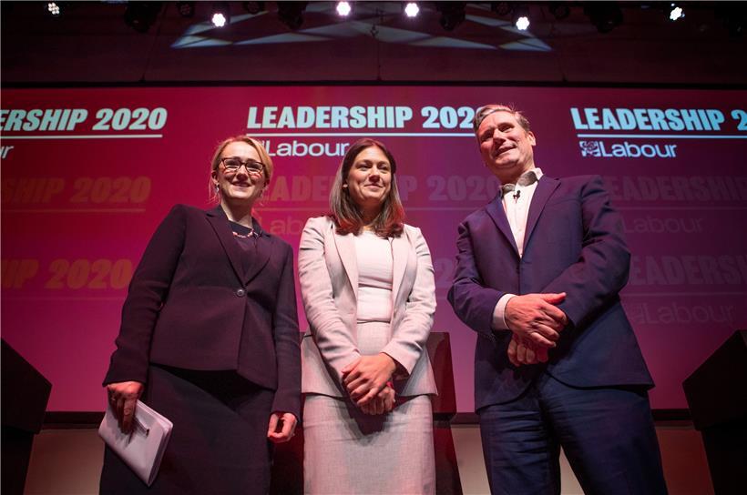 Kandidaten für die Labour-Führung Rebecca Long-Bailey, Lisa Nandy und Sir Keir Starmer nach einer Wahlkampfveranstaltung der Labour-Führung
