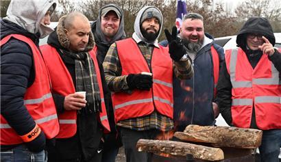 Kann sich nach 25 Streiktagen über eine Einigung freuen: die Ampacet-Belegschaft
