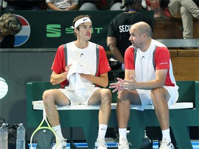 Kapitän Gilles Muller muss zukünftig ohne Alex Knaff (l.) planen