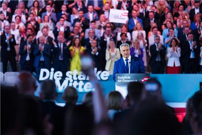 Karl Nehammer (ÖVP), Bundeskanzler von Österreich, spricht beim Wahlkampfauftakt der ÖVP
