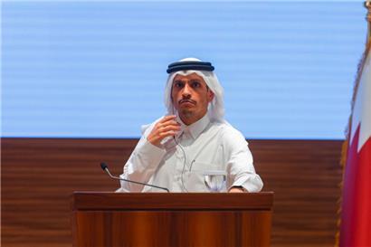 Katars Premierminister und Außenminister Mohammed bin Abdulrahman al-Thani gibt am 25. Oktober 2023 in Doha eine Pressekonferenz mit dem Außenminister der Türkei (nicht im Bild)
