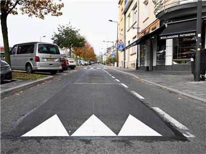 Vier neue Bremsschwellen auf der avenue Victor Hugo in Limpertsberg während Allerheiligenferien installiert