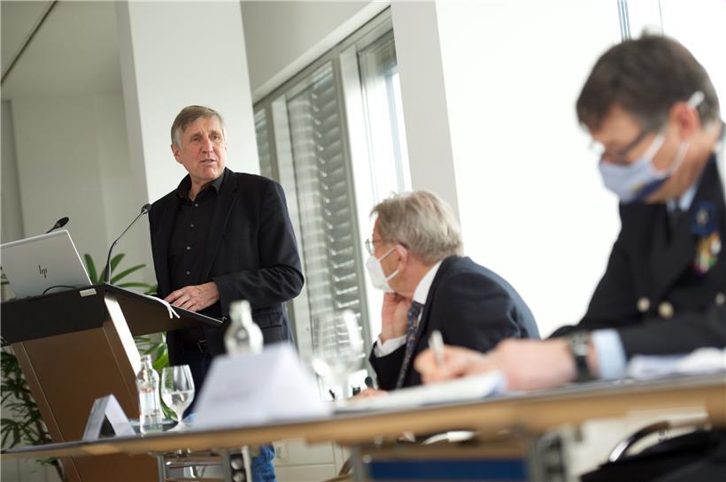 Kein Ruhmesblatt war die Pressekonferenz vom vergangenen Freitag. Doch immerhin ließen sich François Bausch und sein Ministerium durch die Proteste vom Wochenende eines Besseren belehren und ruderten zurück. Das macht längst nicht jeder Minister. 
