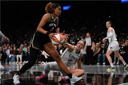 Keine Profiliga in den USA entwickelt sich derzeit so rasant weiter wie die WNBA: Das Finale im Oktober brachte neue Zuschauerrekorde
