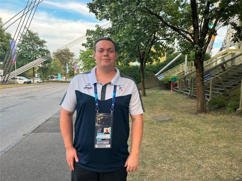 Keine Zeit, die Stimmung zu genießen: Gilles Andring ist bei den European Championships zuerst als Missionschef und dann als Kampfrichter im Einsatz
