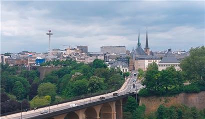 Keine sonnige Zeit für die Luxemburger Wirtschaft: Mit den steigenden Zinssätzen hat sich die Konjunktur verschlechtert
