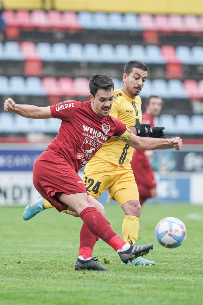 Kevin Marques trägt bei Victoria Rosport seit dieser Saison die Kapitänsbinde
