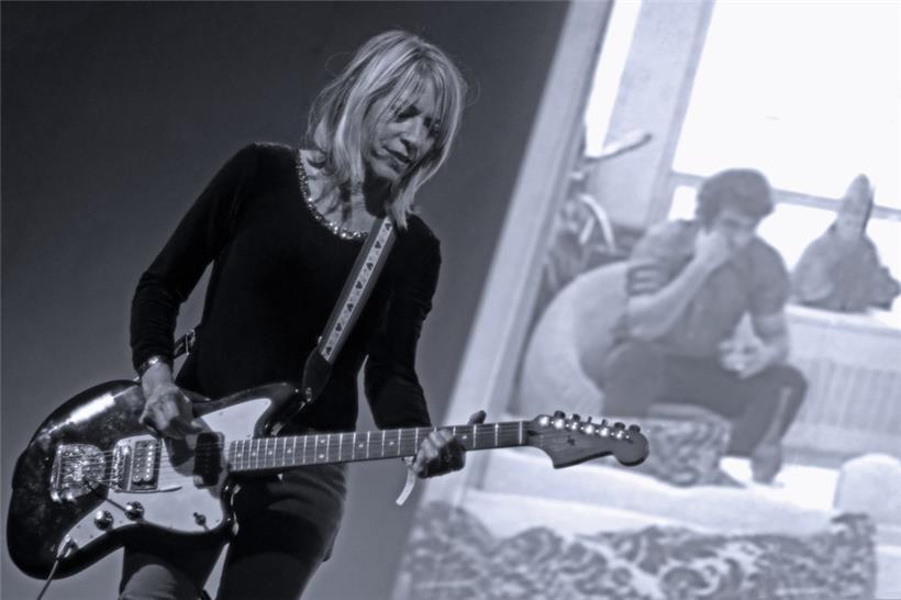 Kim Gordon en action
