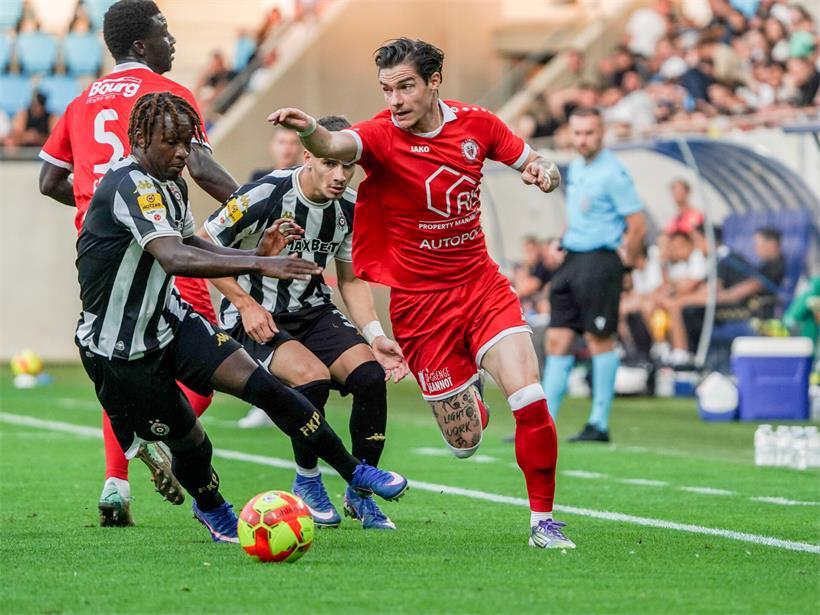 Kino Delorge (r.) und Strassen müssen nach den Duellen gegen Partizan Belgrad am Dienstag gegen Rosport antreten