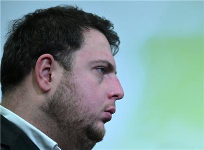 Klammert sich an den Schöffenposten in Esch: Meris Sehovic
