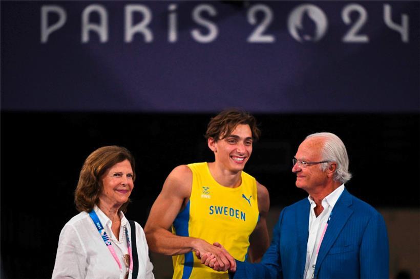 König Carl Gustaf und Königin Silva von Schweden gratulieren „Mondo“ Duplantis
