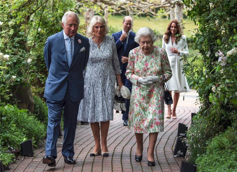 König Charles III. ist dem Vernehmen nach ein Familienmensch. Mit der Herzogin von Cornwall hat er spätes Glück gefunden.
