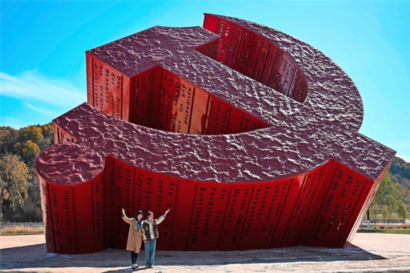 Kommunistisches Monument in China: „Das ist für uns Europäer etwas überraschend gekommen, obwohl es nicht überraschend hätte sein dürfen“
