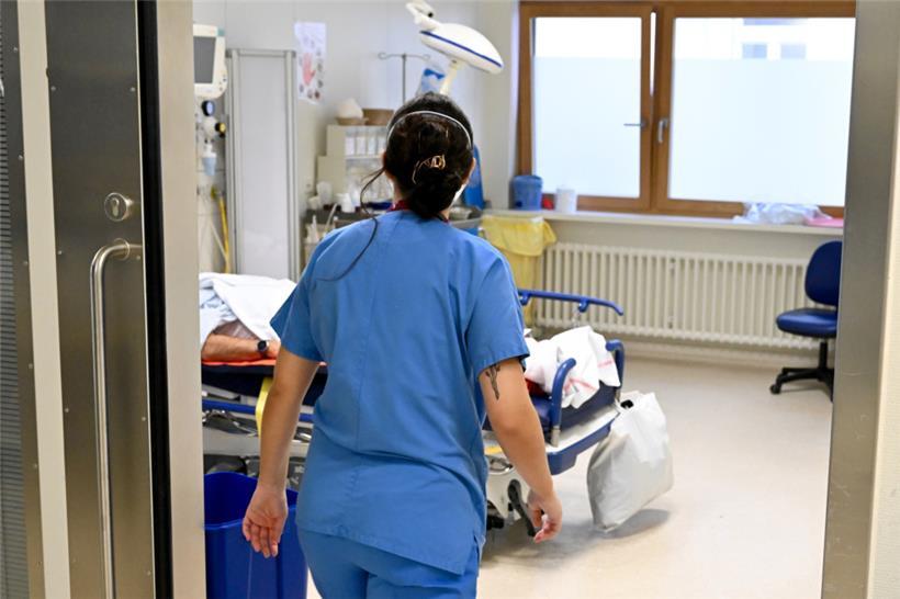 Krankenschwester im CHEM in Esch: Für Überstunden in Luxemburg bitten die deutschen Finanzämter jetzt zur Kasse
