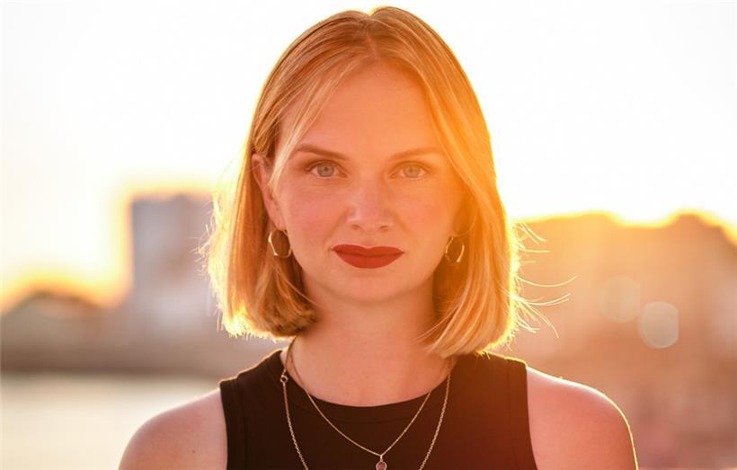 Kristina Lunz (32) kämpft für eine andere Außenpolitik weltweit und hat ein Buch dazu geschrieben. Am 22.4. kommt sie zu einer Lesung ins „CID – Fraen a Gender“. 
