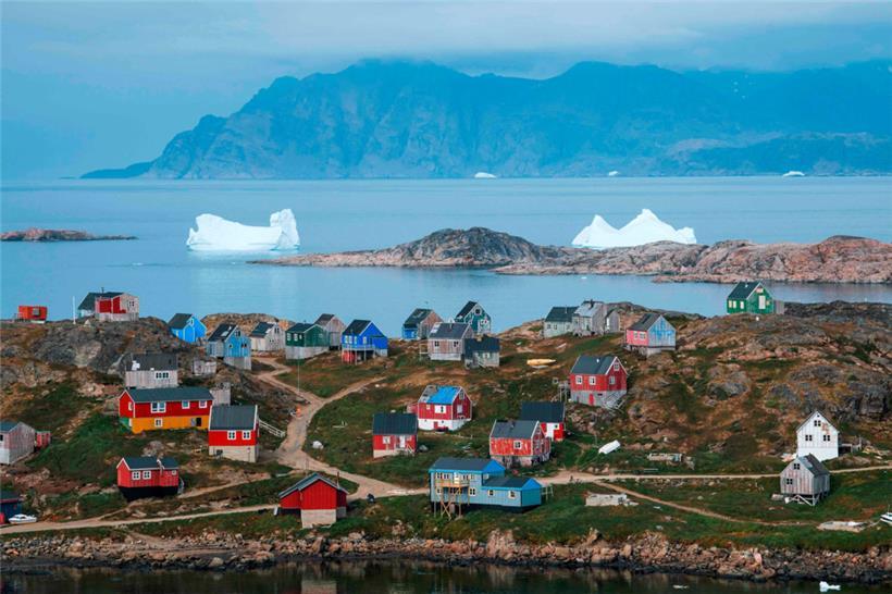 Kulusuk im Südosten Grönlands: Die riesige Insel ragt im Norden weit in die Arktis hinein und ist daher von großer geostrategischer Bedeutung
